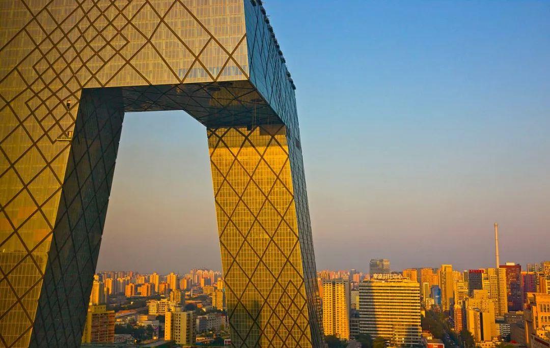央视大楼十年争议，和中国地标背后的荷兰建筑师（深度好文）
