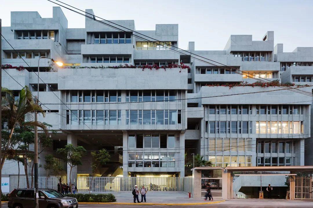 作品集来了！2020年普利兹克建筑奖得主的「11个经典建筑作品」