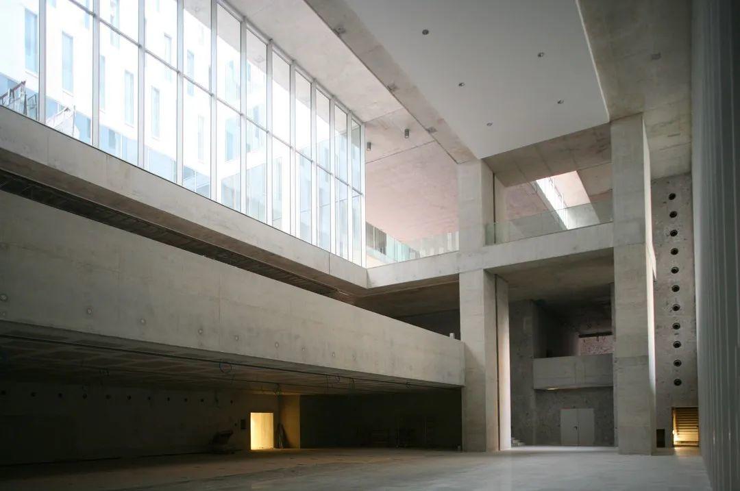 作品集来了！2020年普利兹克建筑奖得主的「11个经典建筑作品」