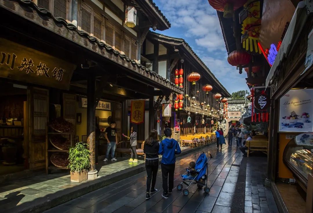 【AT】CNN评出世界最美街道，名列榜首的就在大中国!